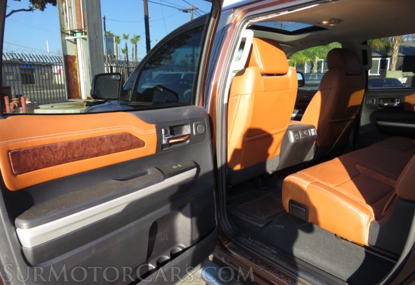 2014 Toyota Tundra 4WD Truck - Image 27