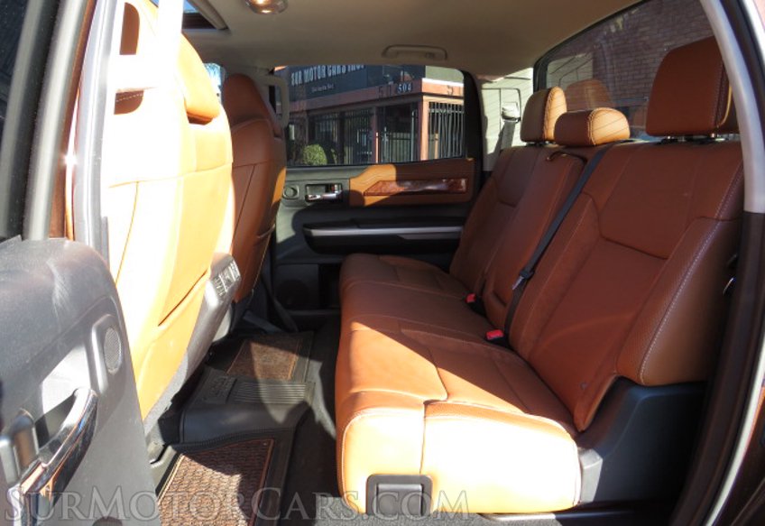 2014 Toyota Tundra 4WD Truck - Image 29