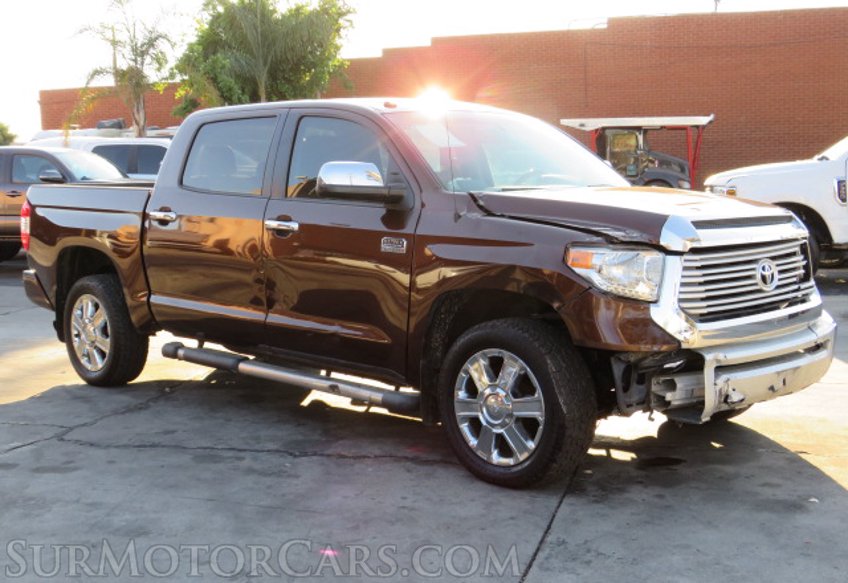 2014 Toyota Tundra 4WD Truck - Image 2
