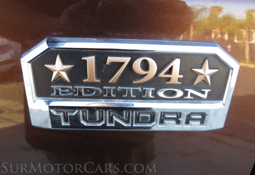 2014 Toyota Tundra 4WD Truck - Image 17