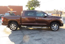 2014 Toyota Tundra 4WD Truck - Image 10