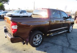 2014 Toyota Tundra 4WD Truck - Image 6