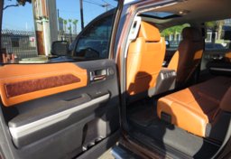 2014 Toyota Tundra 4WD Truck - Image 27