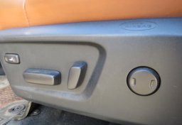 2014 Toyota Tundra 4WD Truck - Image 50