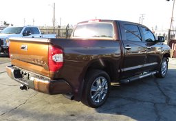 2014 Toyota Tundra 4WD Truck - Image 8