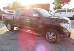 2014 Toyota Tundra 4WD Truck - Image 4