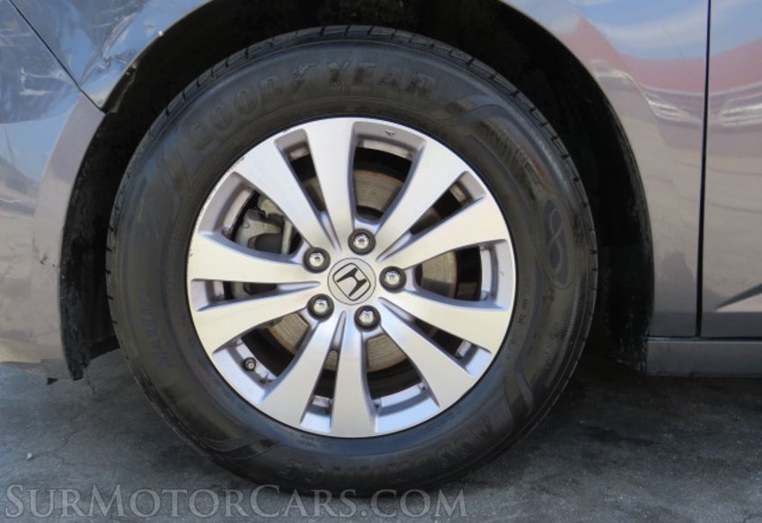 2015 Honda Odyssey - Image 16