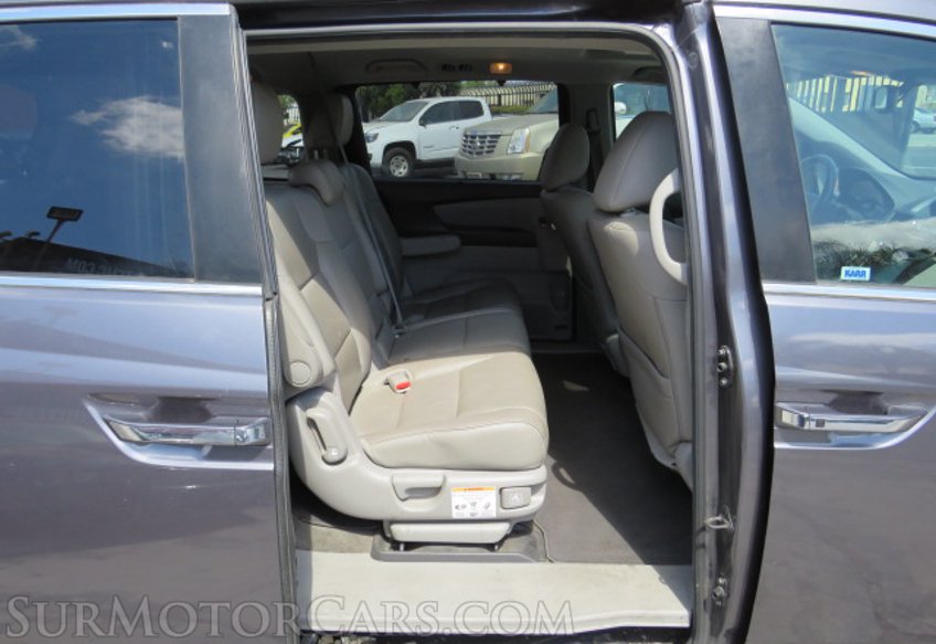 2015 Honda Odyssey - Image 20