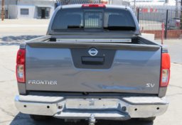 2018 Nissan Frontier - Image 10