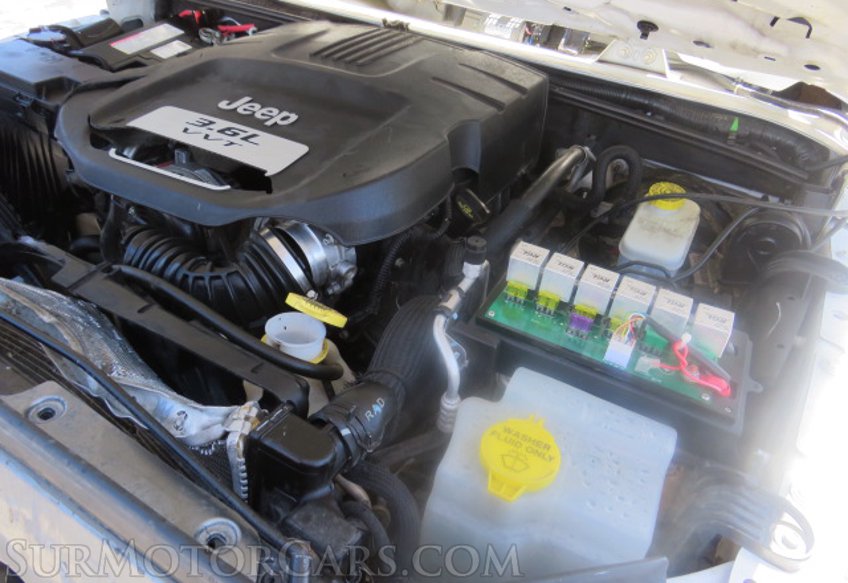 2013 Jeep Wrangler Unlimited - Image 46