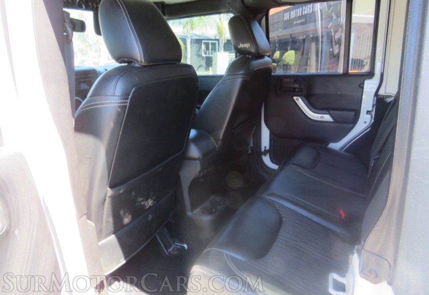 2013 Jeep Wrangler Unlimited - Image 27