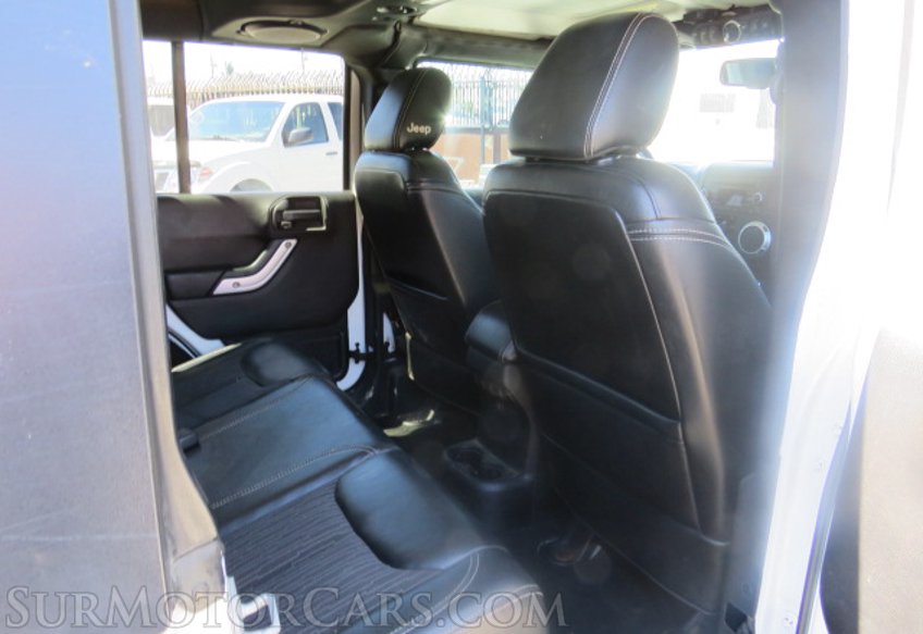 2013 Jeep Wrangler Unlimited - Image 28