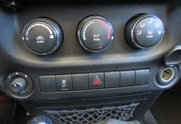 2013 Jeep Wrangler Unlimited - Image 36