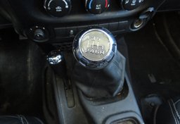 2013 Jeep Wrangler Unlimited - Image 40