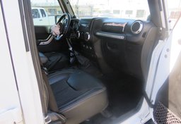 2013 Jeep Wrangler Unlimited - Image 24