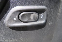 2013 Jeep Wrangler Unlimited - Image 33