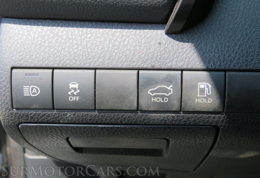 2020 Toyota Camry - Image 42