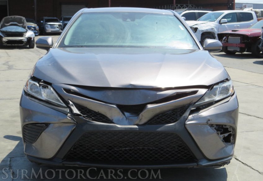 2020 Toyota Camry - Image 11