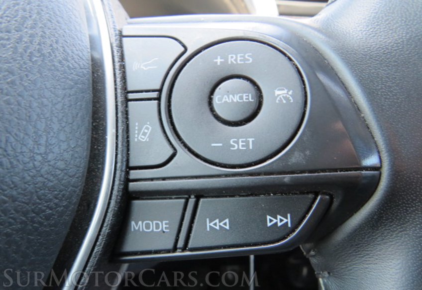 2020 Toyota Camry - Image 36