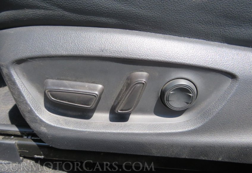 2020 Toyota Camry - Image 39