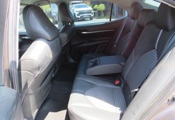 2020 Toyota Camry - Image 29