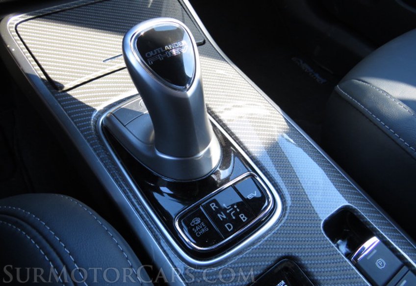 2022 Mitsubishi Outlander PHEV - Image 46