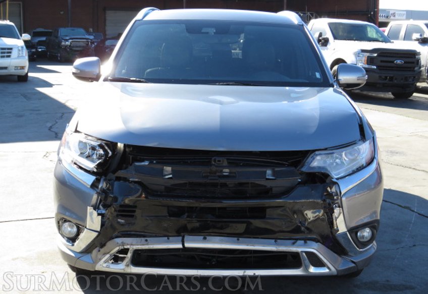 2022 Mitsubishi Outlander PHEV - Image 9