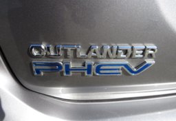 2022 Mitsubishi Outlander PHEV - Image 20