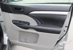 Thumbnail of 2017 Toyota Highlander