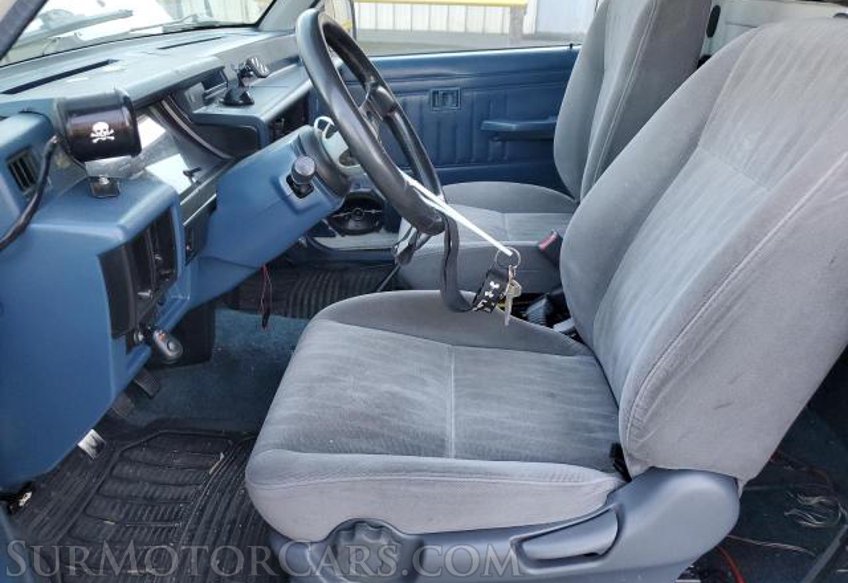 1990 Mitsubishi Mighty Max - Image 9