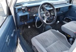 1990 Mitsubishi Mighty Max - Image 8