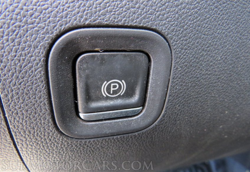 2020 Chevrolet Silverado 1500 - Image 32