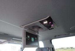 2019 Chevrolet Tahoe - Image 42