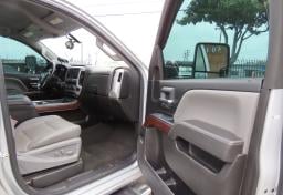 Thumbnail of 2017 GMC Sierra 2500HD