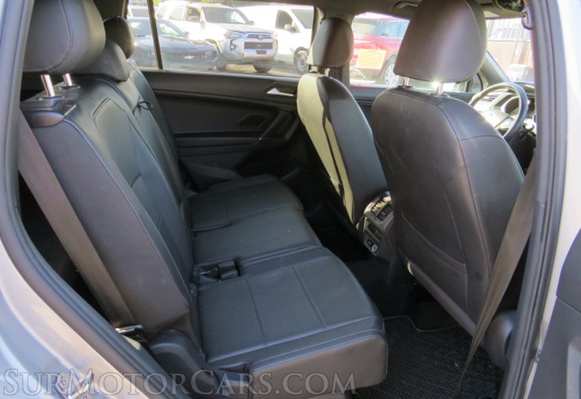 2020 Volkswagen Tiguan - Image 30