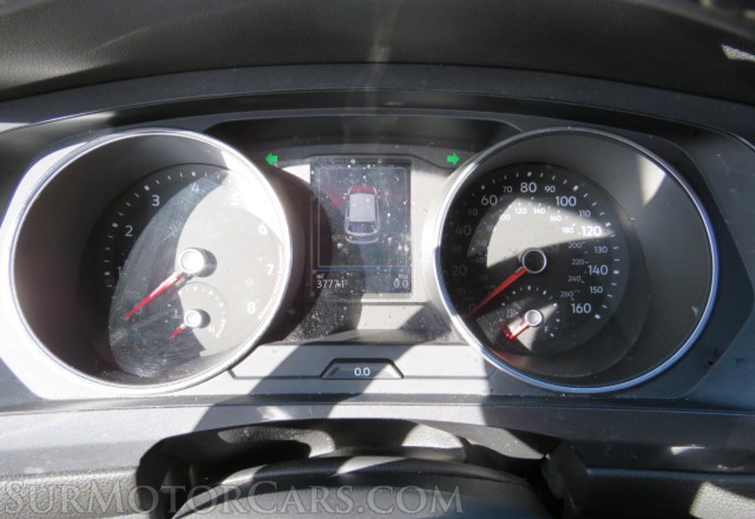 2020 Volkswagen Tiguan - Image 37