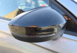 2020 Volkswagen Tiguan - Image 19