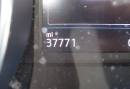 2020 Volkswagen Tiguan - Image 35