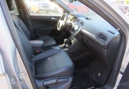 2020 Volkswagen Tiguan - Image 25