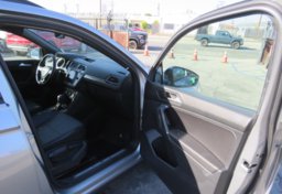 2020 Volkswagen Tiguan - Image 22