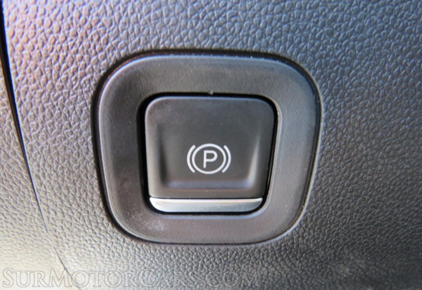 2022 GMC Sierra 2500HD - Image 32