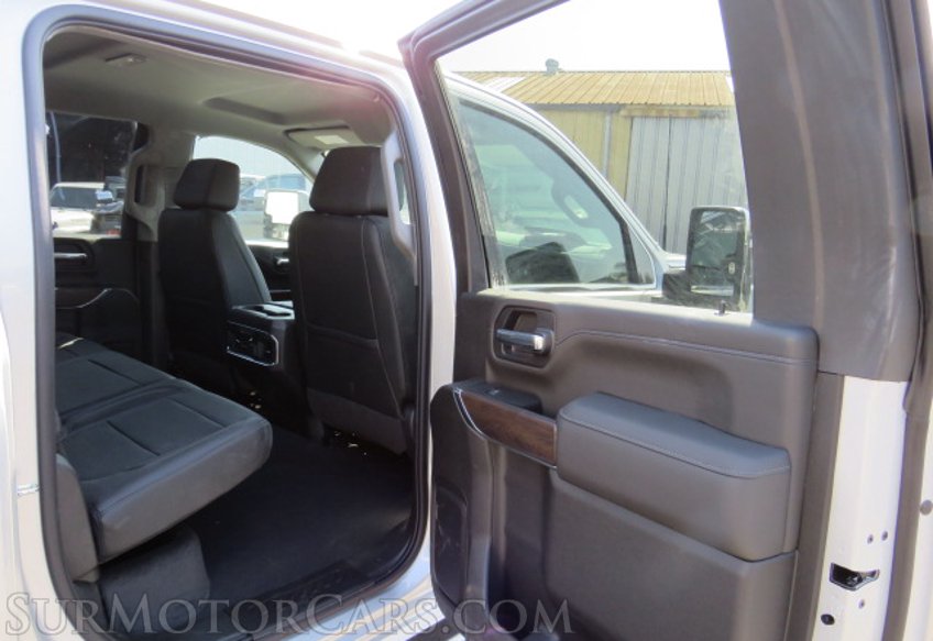 2022 GMC Sierra 2500HD - Image 16