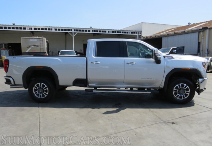 2022 GMC Sierra 2500HD - Image 9