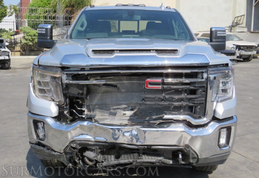 2022 GMC Sierra 2500HD - Image 11