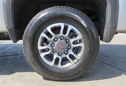 2022 GMC Sierra 2500HD - Image 55
