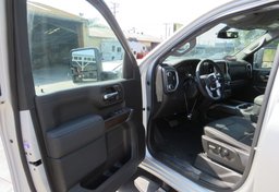 2022 GMC Sierra 2500HD - Image 21