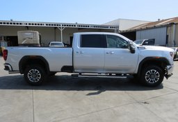 2022 GMC Sierra 2500HD - Image 9