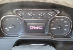 2022 GMC Sierra 2500HD - Image 29