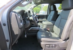 2022 GMC Sierra 2500HD - Image 19