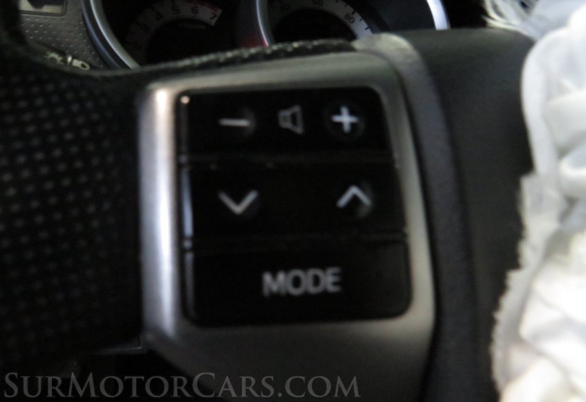 2013 Toyota Tacoma - Image 36